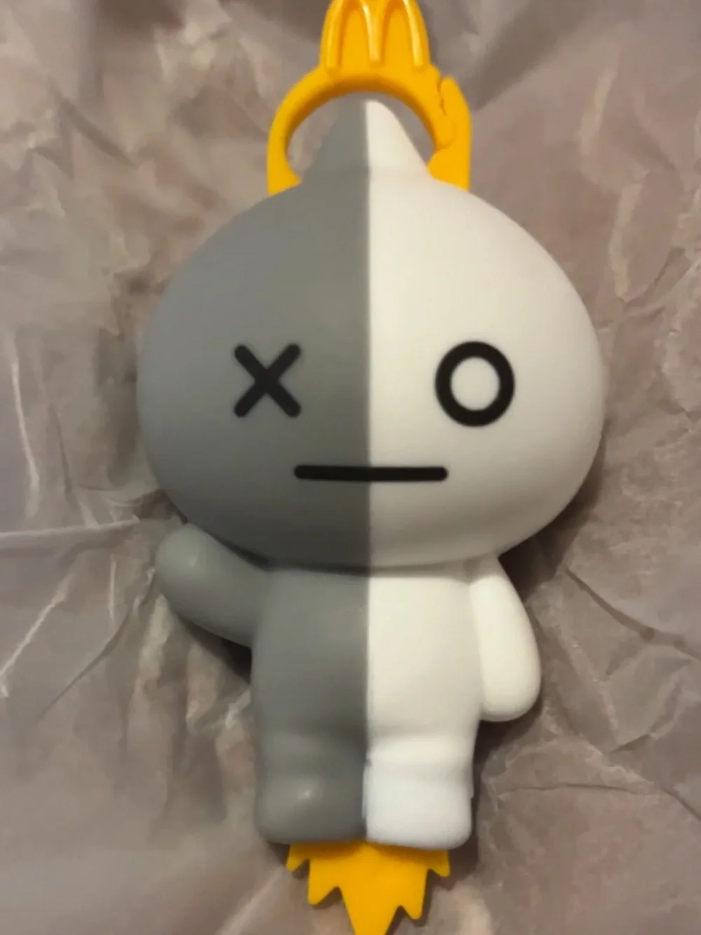 2026 McDonald’s BT21 VAN Happy Meal Toy Keychain BTS Character With Box